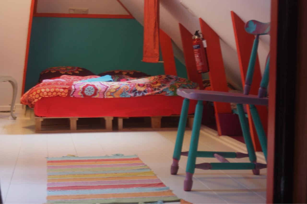 Eco-Camping De Helleborus, Yurt, Bell&Safari tent, Pipo, Caravans, Dorms&Units Groningue Extérieur photo